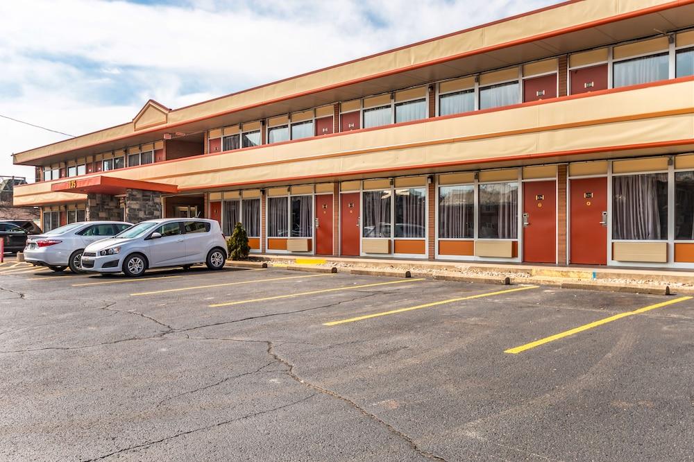 Econo Lodge Zanesville Exterior foto